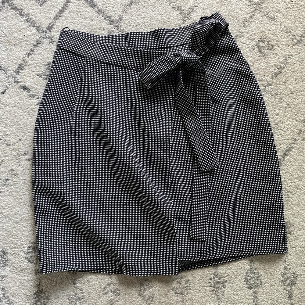 LF Skirt BNWOT